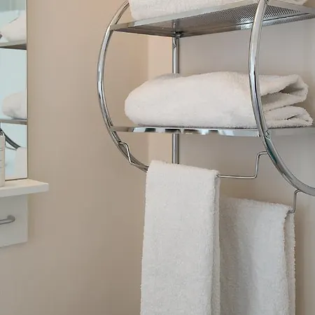 Hut Apartamento Paphos