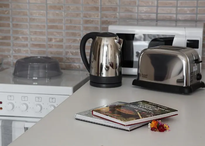 Hut アパート パ フォス