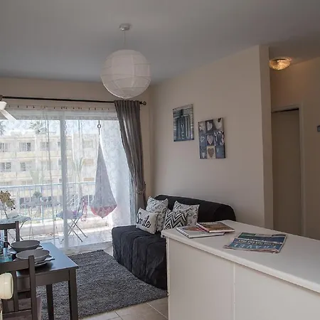 Paphos Love Hut Apartment Apartment