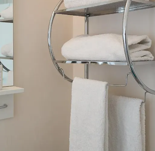 Hut 아파트 파포스