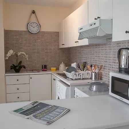 Paphos Love Hut Apartment